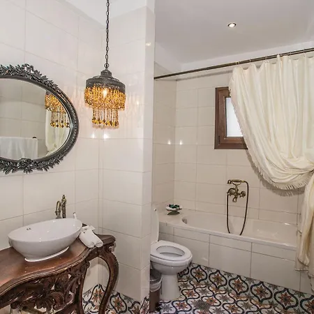 Evmorfes Villa Polýgyros