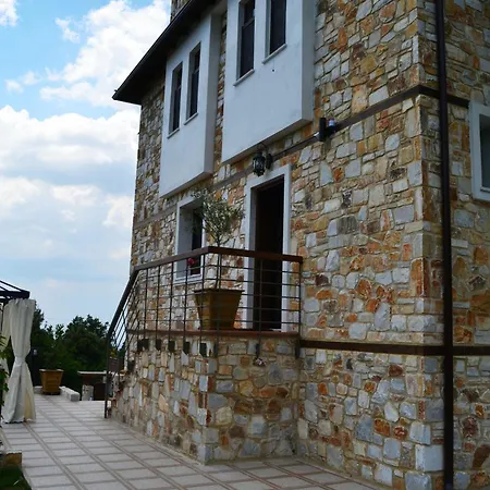 Villa Evmorfes *