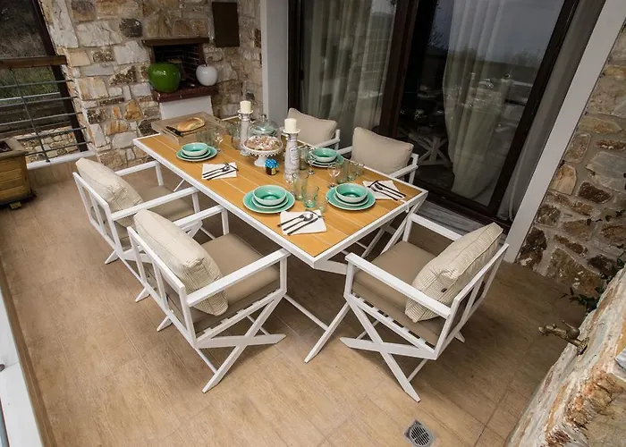 Villa Evmorfes